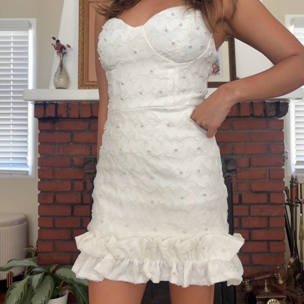 NWT White lace with pearls Bridal/Graduation Dress